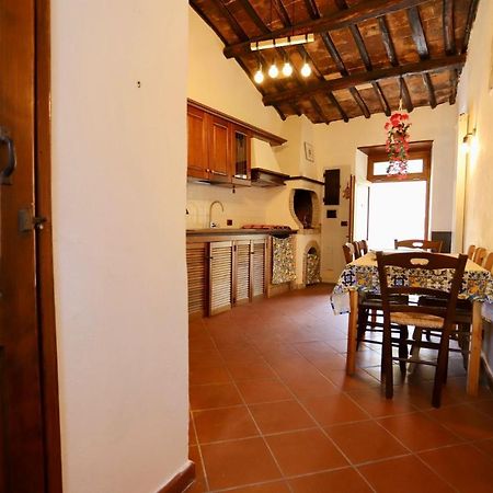 La Casa Di Agnese Appartement Capodimonte Buitenkant foto